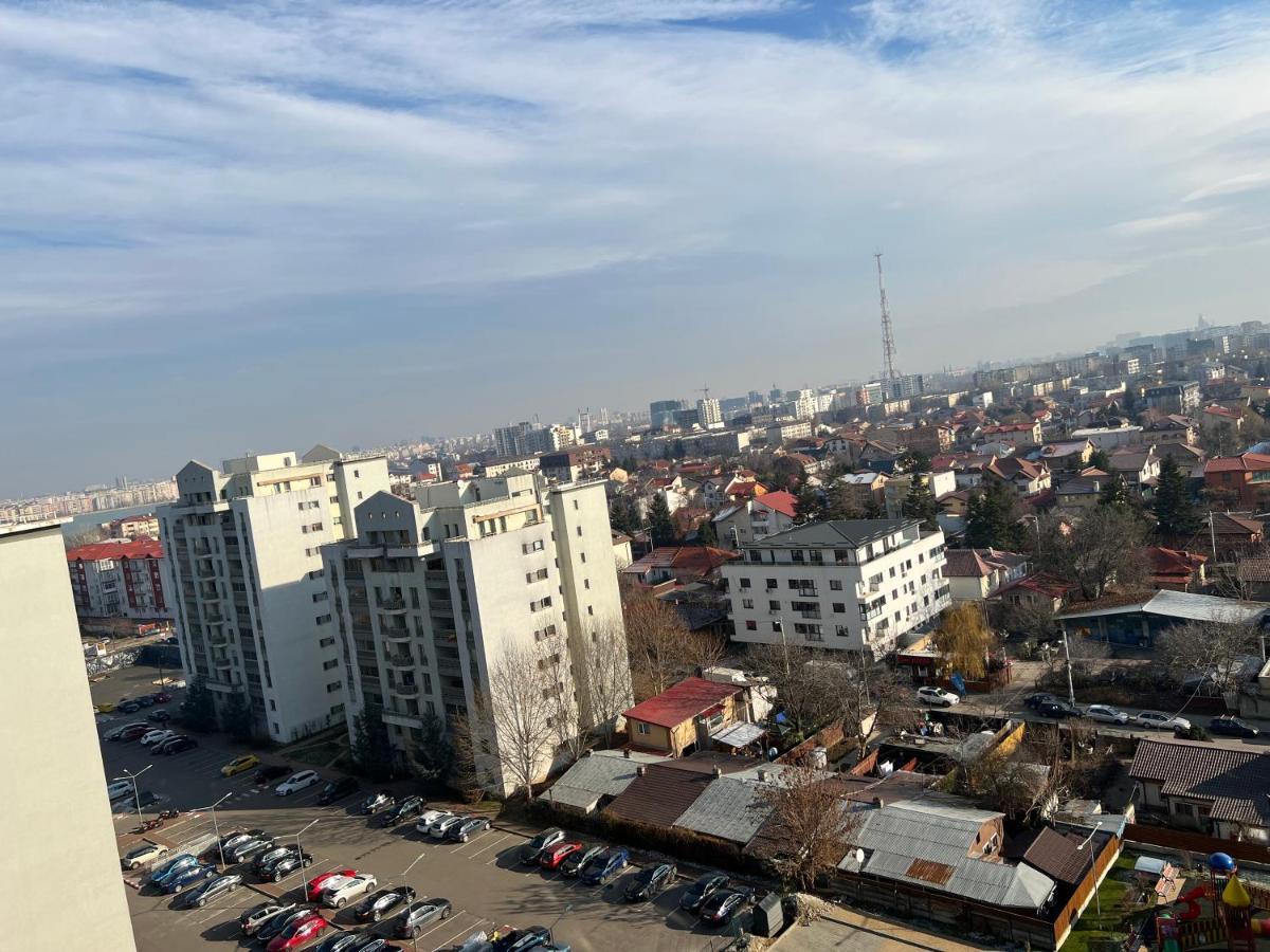 Fancy Penthouse Studio With Lakeview W10 Bucharest Exterior photo