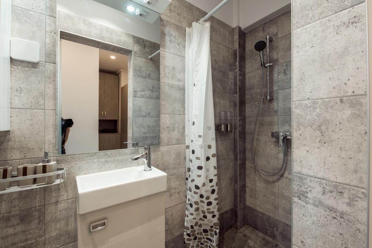 Fancy Penthouse Studio With Lakeview W10 Bucharest Exterior photo